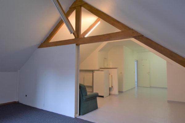 Room Budgetvriendelijke studentenkamer op toplocatie te hartje Geel. image 3