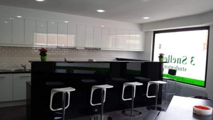 Sala De Drie Snellen imagem 2