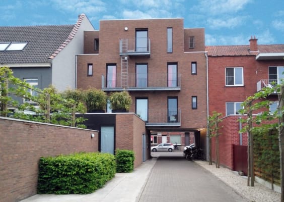 Casa Een leuke woning in Kortrijk van 16m² aan € 480 per maand imagem 3