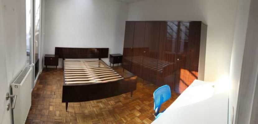 Sala Een leuke woning in Luik van 200m² aan € 370 per maand imagem 3