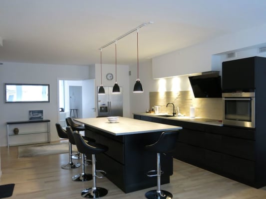 Apartment Modern apartment with 2 bedrooms image 1