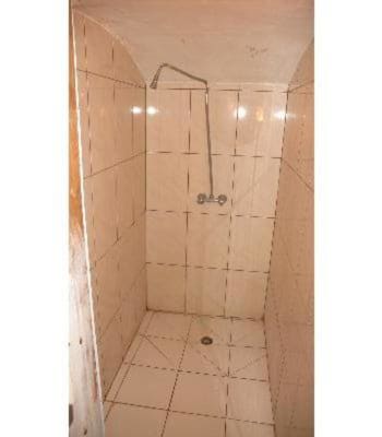 Kamer Zespenningenstraat 59, Kot 2 foto 1