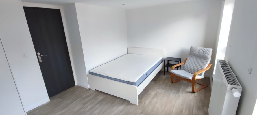 Huis Kot dans un maison entièrement rénovée de 4 chambre  foto 2