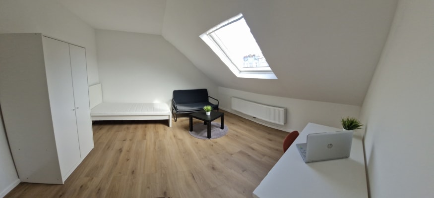Sala Chambre à louer dans une colocation de 4 personnes imagem 3
