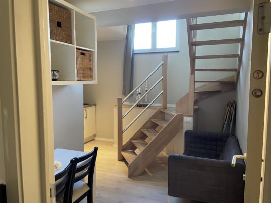Sala Gemeubelde duplex in het hartje van de studentenbuurt, Sint-Pietersplein te 9000 Gent imagem 1