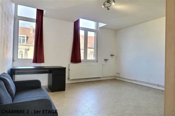 Haus Kot à côté des Bastions, proche de gare et Condorcet  Bild 1
