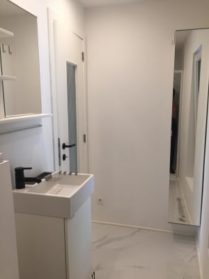 Stüdyo Leuk gerenoveerd ongemeubeld  flatje met terras -alle comfort ! resim 4