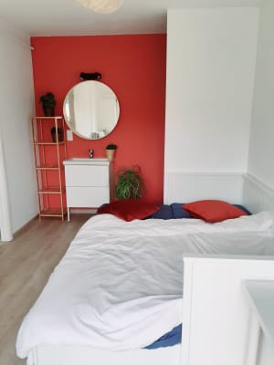 Sala Chambre vue jardin dans maison familiale imagem 5