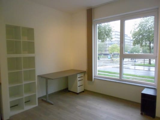 Room Een aangenaam kot in Antwerpen van 20m² aan € 495 per maand image 1