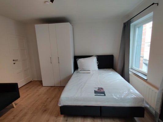 Camera Gerenoveerde kamer in co-housing project (domicilie verplicht, minstens 1j) Immagine 2