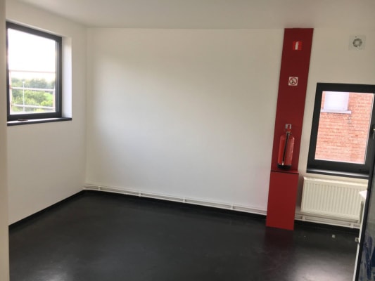 Sala Koten te huur - studentenhuis van 12 kamers (KAMER 2) imagem 2