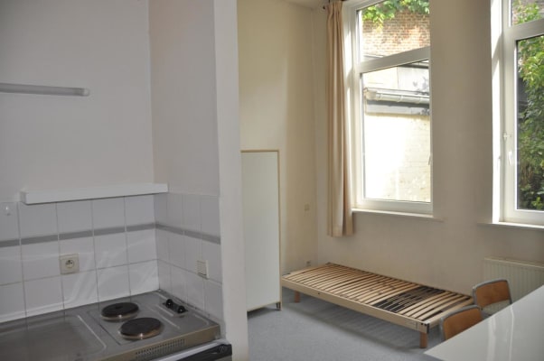 Studio Studio meublé à louer Bild 1