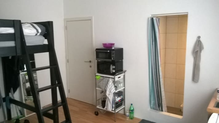 Stüdyo Grandes et lumineuses chambres individuelles resim 2