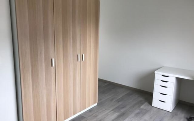 Room Room with shared bath/shower and shared toilet image 1