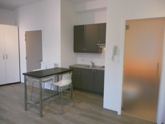 Room Een mooi kot in Antwerpen van 36m² aan € 640 per maand image 1