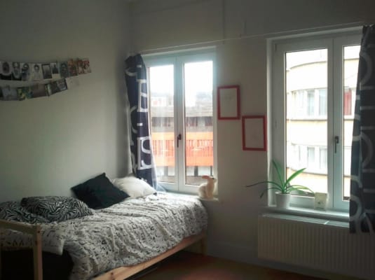 Camera Moderne studentenkamer Immagine 1