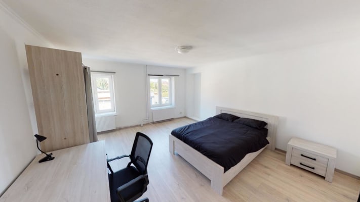 Oda Colocation dans une belle maison rénovée de 4 chambres resim 2
