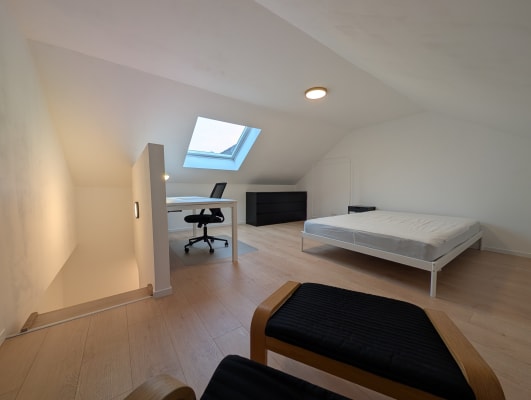 Ev Maison rénovée avec 4 chambres spacieuses à Gilly resim 5