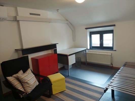Room Onze-Lievevrouwstraat 34 image 1