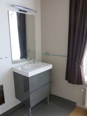 Kamer kamer van 15m2 met douche foto 2