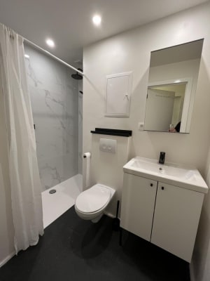 Cuarto Pas gerenoveerde studio met terras te huur imagen 3