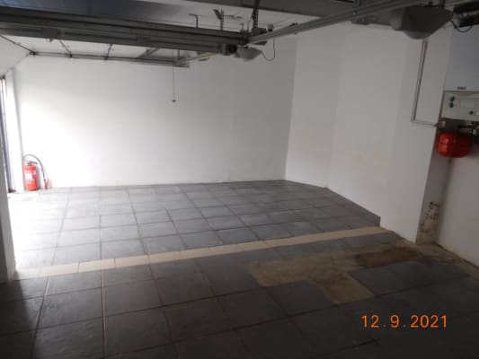 Loger Gerenoveerd huisje met 2 garages image 4