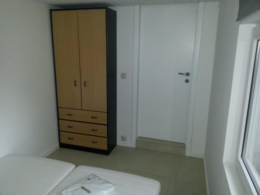 Camera Studentenstudio met terras en tuintje met aparte kleine slaapkamer voor 1/2 personen Immagine 4