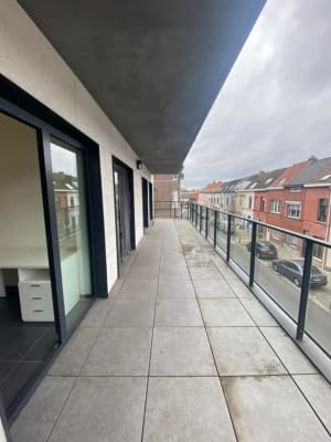 Estudio Rustig gelegen bemeubelde kamer met eigen douche, lavabo en frigo. Grote gemeenschappelijke keuken/living + fietsberging imagen 2