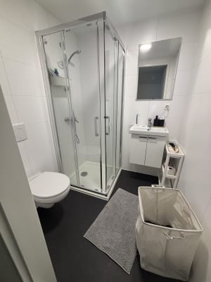 Sala Luxueuze studentenkamer te Wilrijk onmiddellijk beschikbaar imagem 9