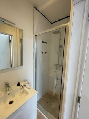 Camera K4 prachtige kamer met eigen badkamer  Immagine 7