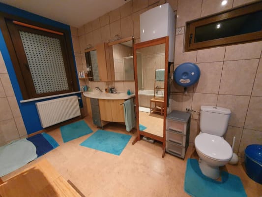 Chambre Roomy and peaceful private room with shared bathroom image 5