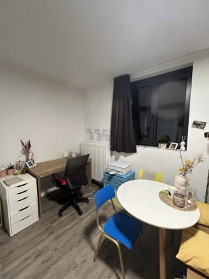 Sala GEZELLIG KOT TE HUUR IN LEUVEN CENTRUM  imagem 4