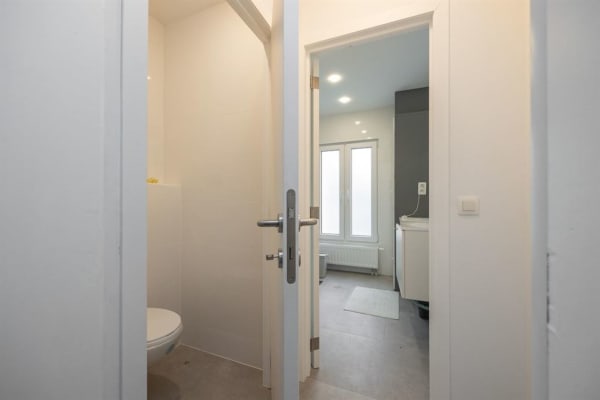 Room ROOM 1A FREE from 1/7/2025 Antwerpen - 3 studentrooms image 9