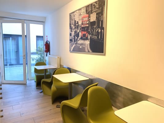 Sala kamer met zicht op park, eigen badkamer imagem 5