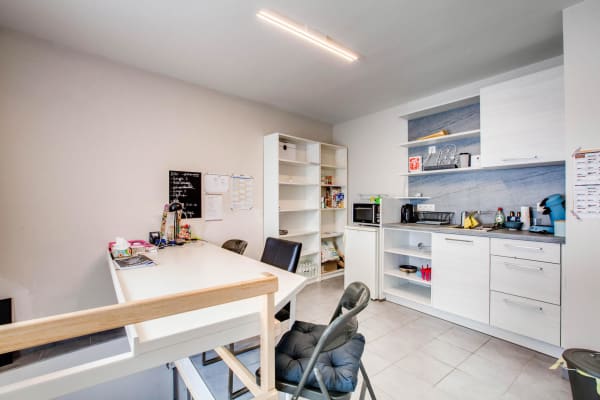 Stüdyo Duplex studio met woonlokaal op gelijkvloers en in een kelderverdieping. resim 3