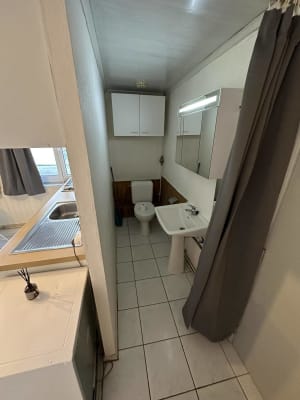 Sala Kot meublé avec kitchenette imagem 9