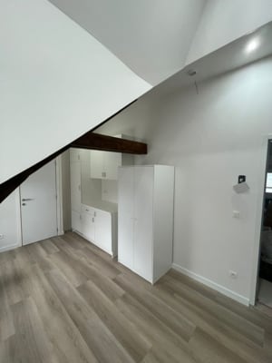 Sala practige kamer met eigen badkamer  2de verdiep imagem 4