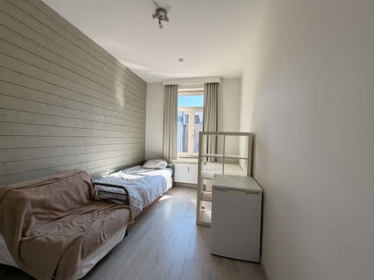 Zimmer Modern studentenkot te huur in hartje Leuven – 16,5 m² met eigen sanitair Bild 15