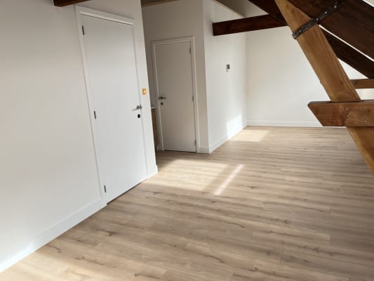 Estúdio Ruime nieuwe kamer met eigen badkamer en veel lichtinval imagem 7