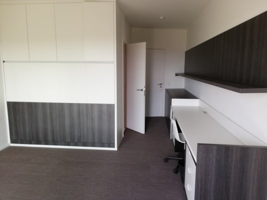 Sala Ruime studentenkamer met balkon, te huur  imagem 1