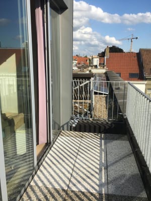 Sala Bemeubelde studentenkamer op toplocatie in Antwerpen imagem 9
