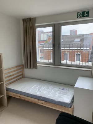 Sala Kot in nieuw kleinschalig studentencomplex (3 kamers) imagem 3