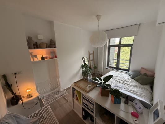 Estúdio Room from mid-June until mid-September.  imagem 1