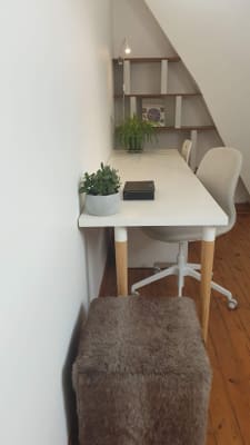 Sala Chambre avec dressing séparé, lit double dans appartement de 180 m2 (petite colocation, max. 3 colocataires) imagem 9