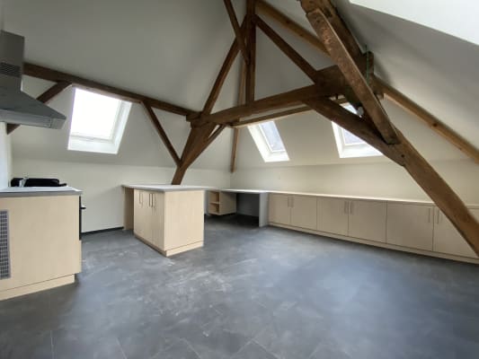 Studio Studentenstudio gelegen op de Vismarkt te Mechelen. Bild 2