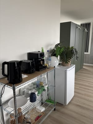 Sala Luxueuze studentenkamer te Wilrijk onmiddellijk beschikbaar imagem 3