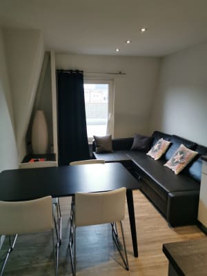 Studio Mooie Studio met aparte slaapkamer centrum Gent image 3