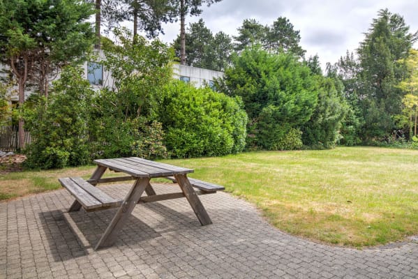 Kamer Gerenoveerde, trendy studentenkamer met eigen keukentje op toplocatie foto 7