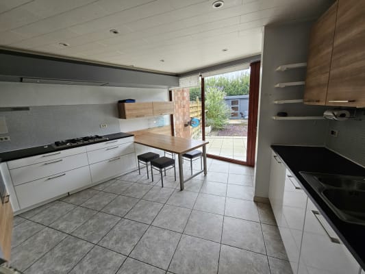 Sala Ideaal gelegen en volledig bemeubeld! imagem 10