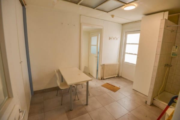 Estúdio Spacious studio with shared kitchen imagem 2